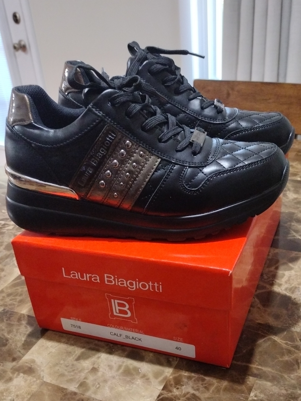 Laura Biagiotti Sneakers